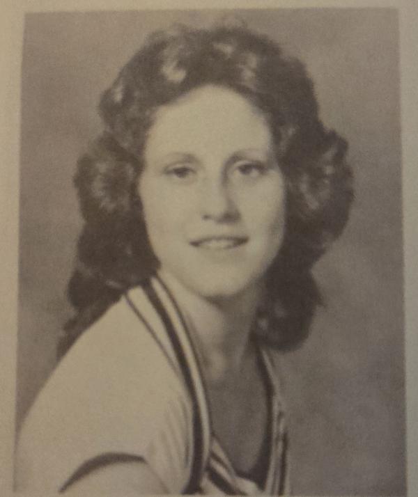 Lori Ann Hovath (klo)