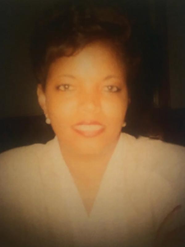 Carol Y. Lee-wallace