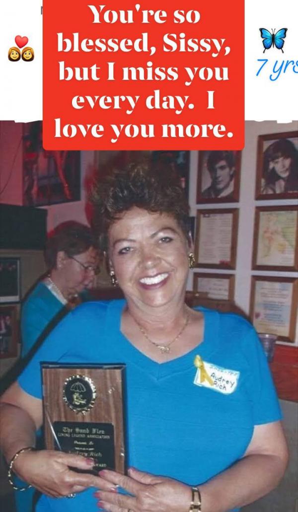 Audrey Bernice Rich (thomas)