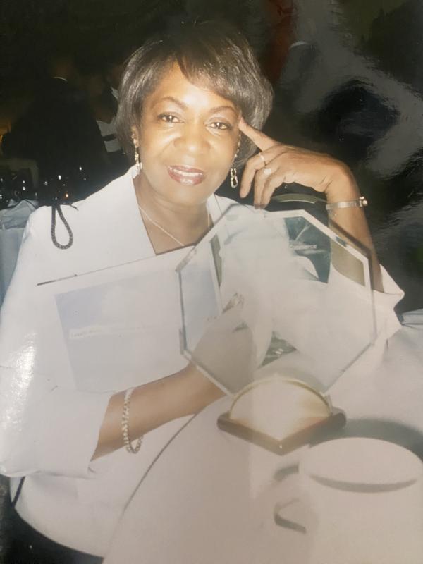 Dolores Grey Reynolds