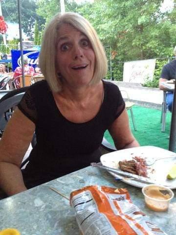 Vickie (grassi)walace