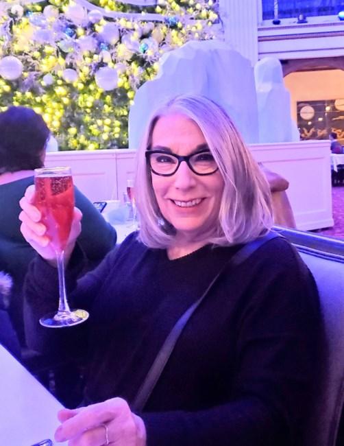 Stephanie (simms) Dalinis