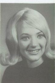 Laurie "lora" Jane (sullivan Robillard