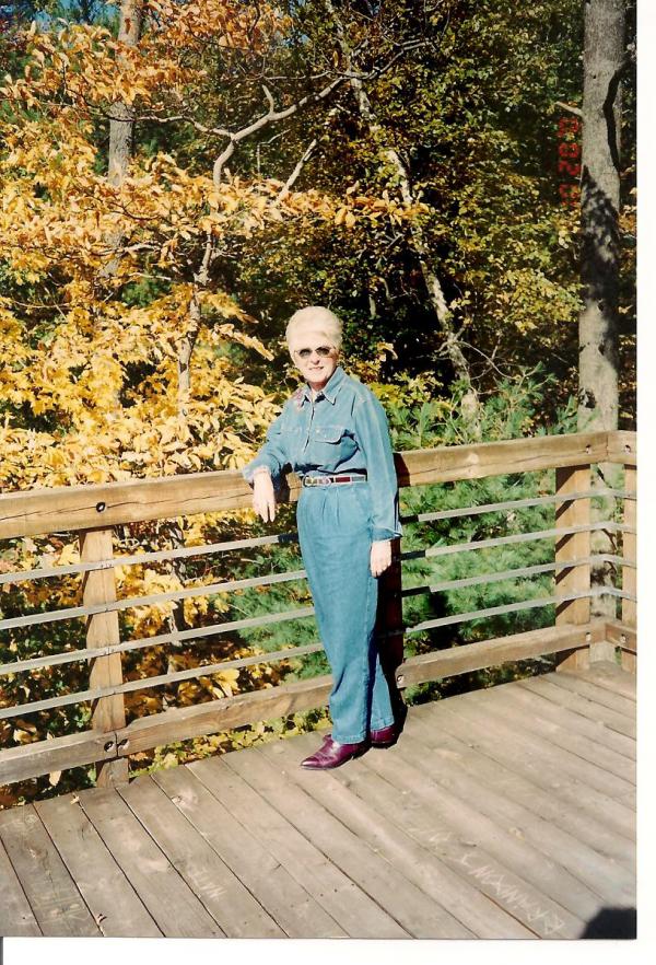 Carolyn Yvonne Steel (sloan)