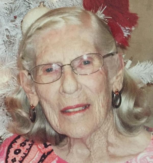 Maxine Mckenzie Plumm