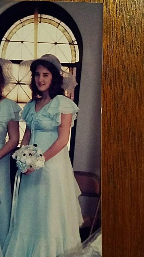 April ( Crain ) Nicholson