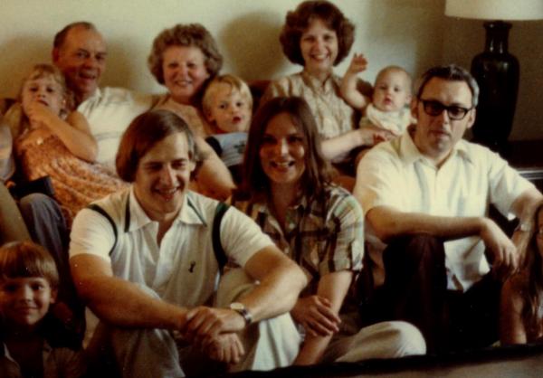 Dr. Ronald Myrom, Md