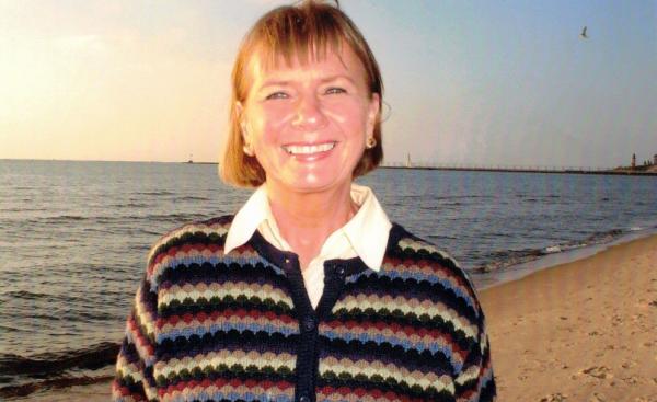 Ann Louise Kietzerow